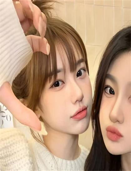 全面解析：《邦尼和琼》：超级英雄的的创作历程与幕后花絮——影视专业人士深度解读